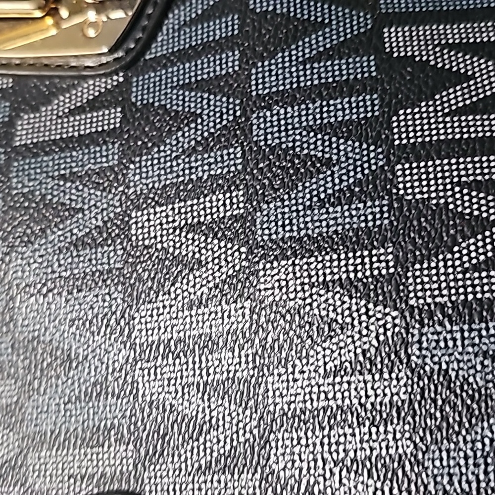 Purse - Picture 4 of 6
